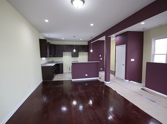 3rd image of 4844 S Marshfield Ave