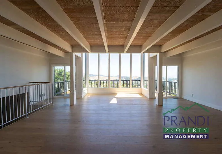 645 Fawn Dr — Photo 4
