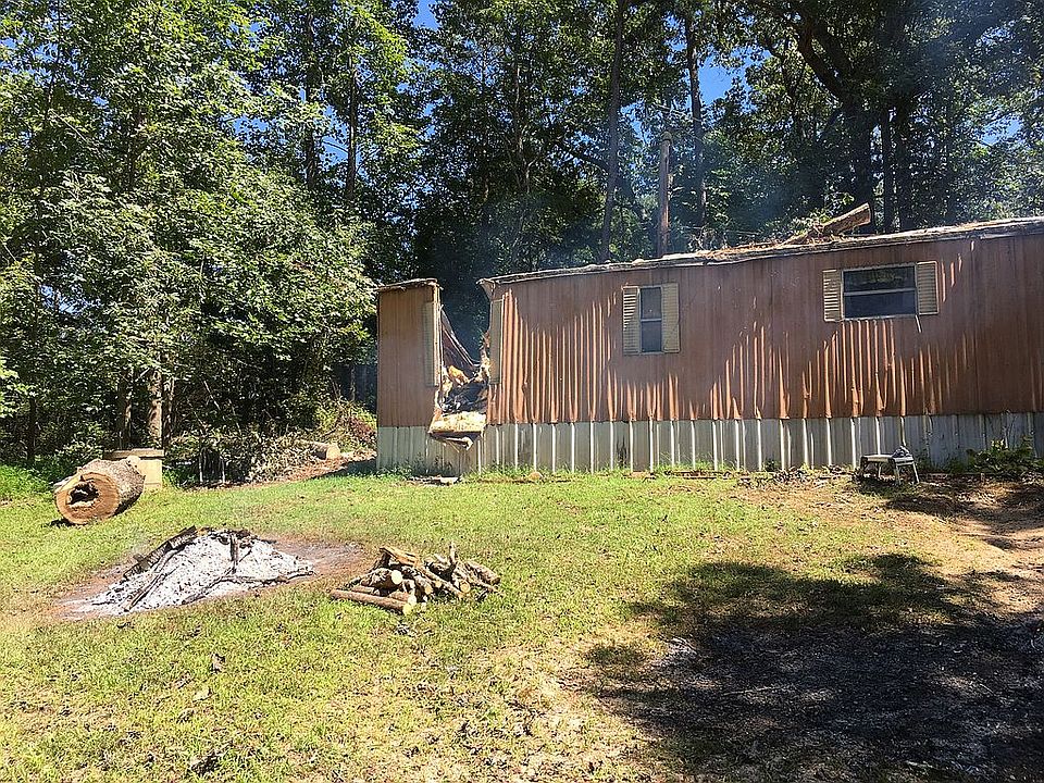 2nd image of 3336 38th Street Dr NE