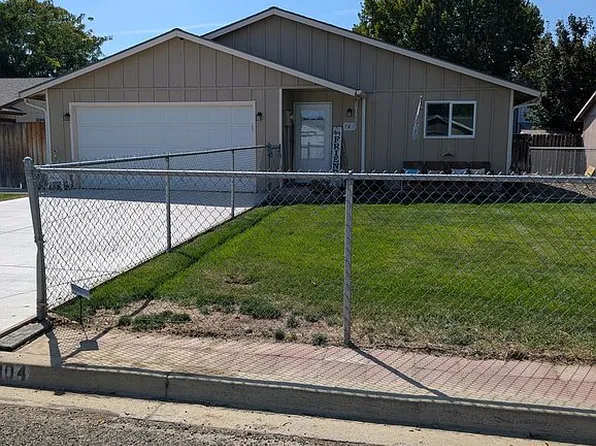 1804 S 66th Ave, Yakima, WA 98908