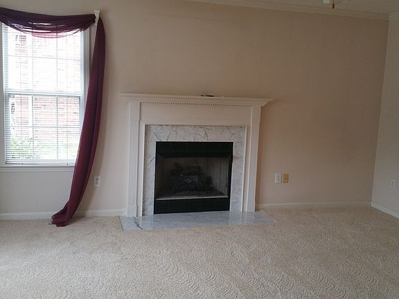 3rd image of 335 Forest Glen Cir
