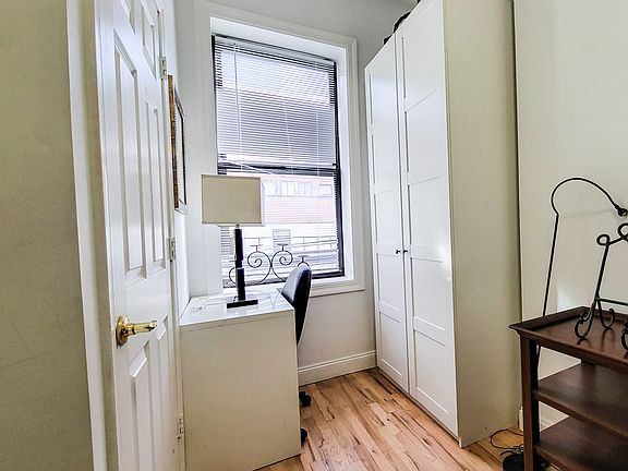 4th image of 344 E 51st St #4