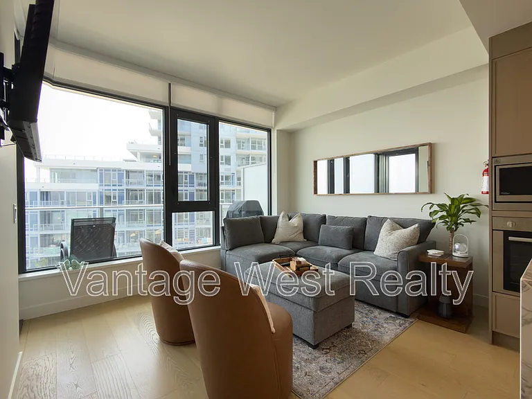 3800 Capozzi Rd #807 — Photo 27