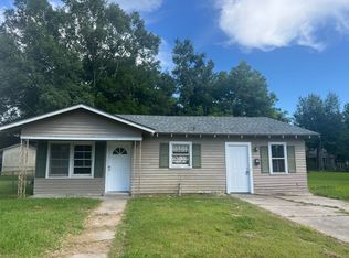 616 E 11th St, Crowley, LA 70526