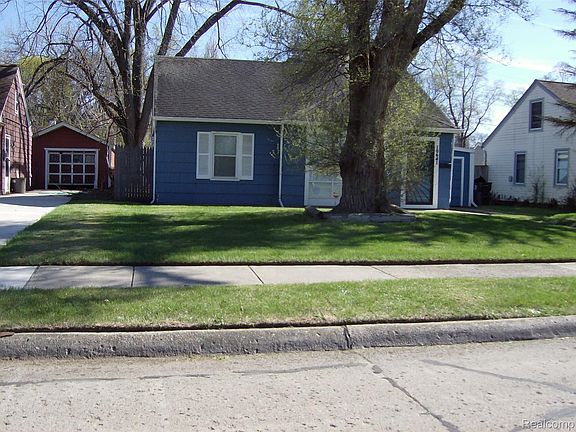 2nd image of 10641 Troy St