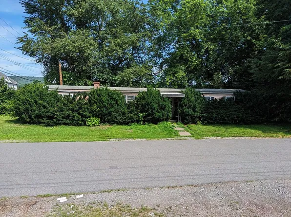 213 Short St, Edwardsville, PA 18704