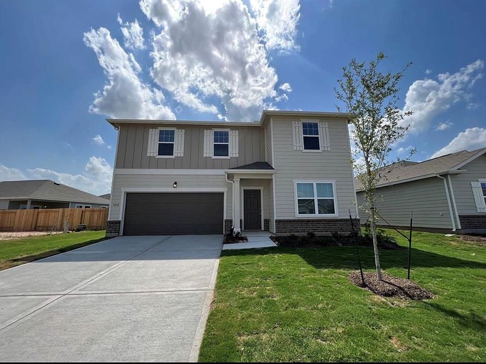 1st image of 1064 Water Oak Ln