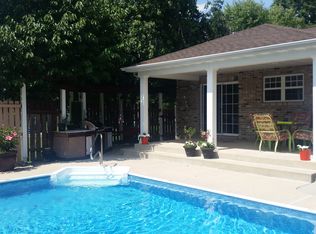 256 Shore Dr SW, Edwardsville, IL 62025