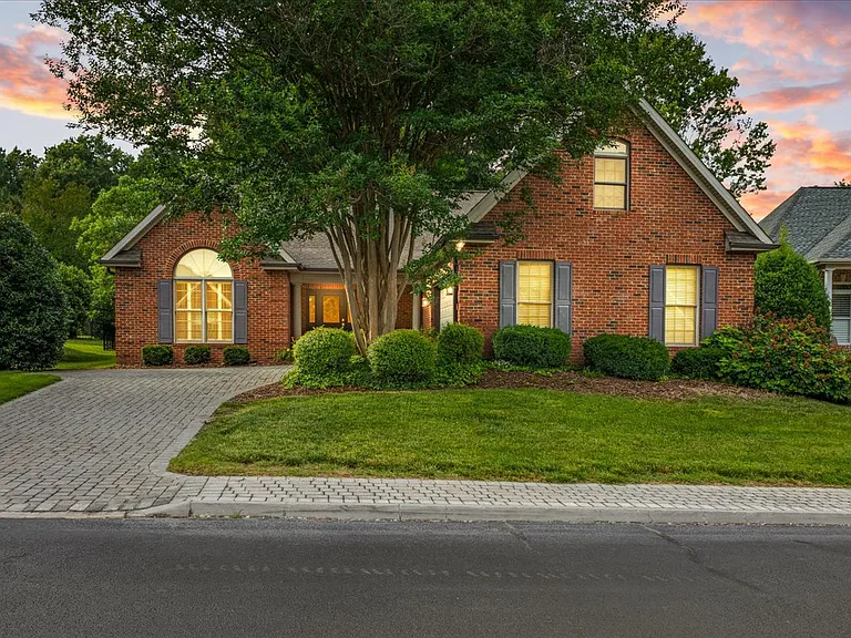 1613 Bayou Bend Way — Photo 13