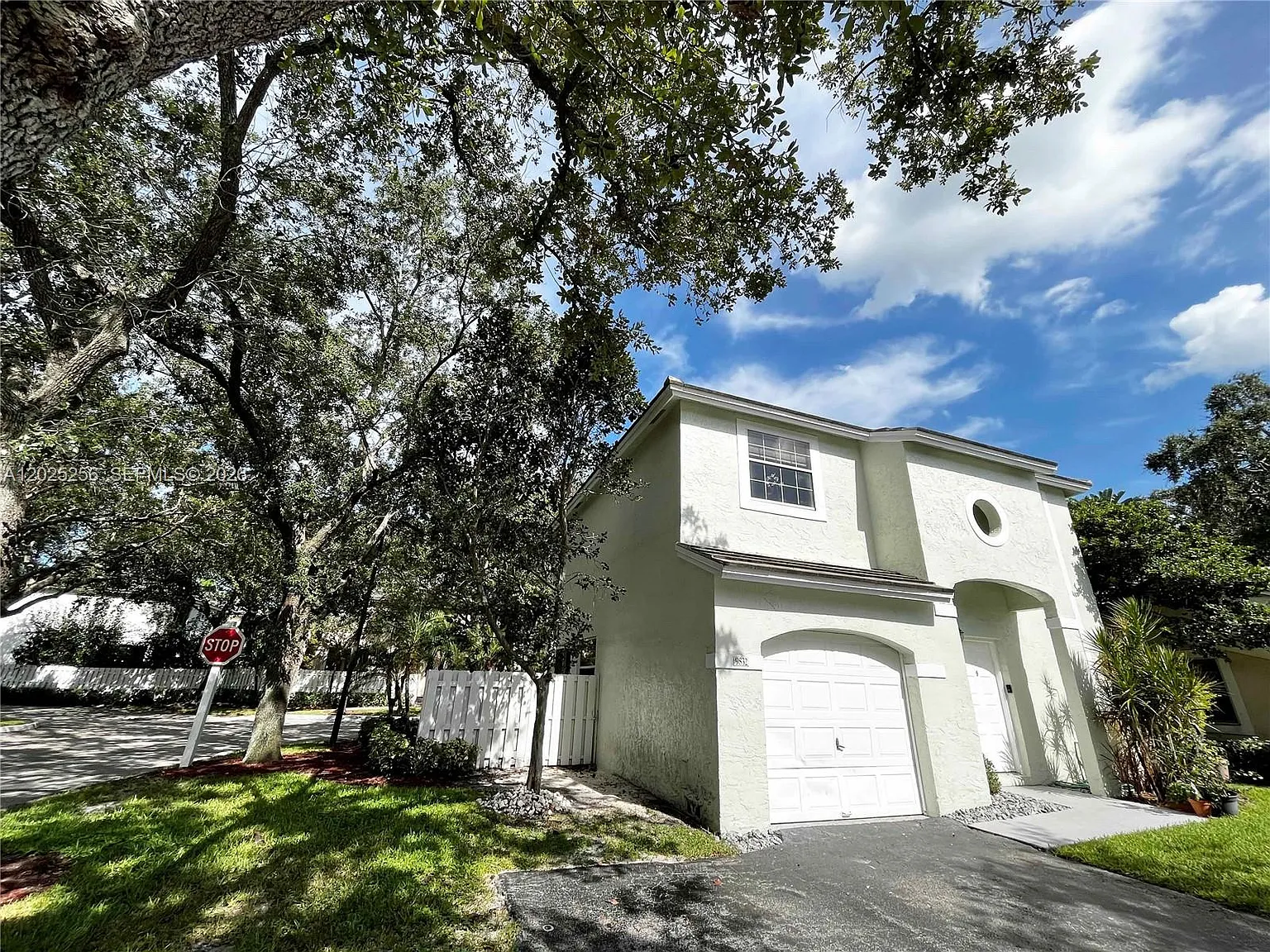 Jacaranda Parcel 216 — Photo 1