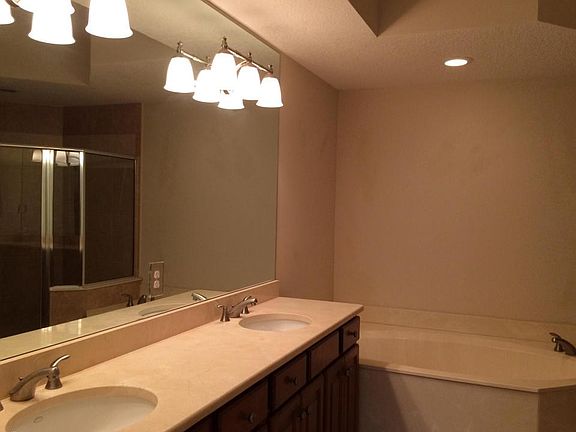 OG master bath