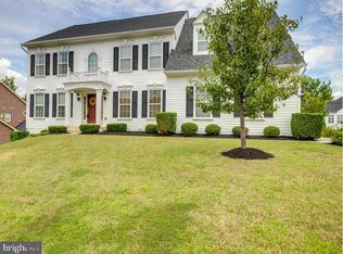 18484 Kerill Rd, Triangle, VA 22172