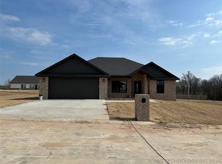 1910 Everly Dr, Tahlequah, OK 74464