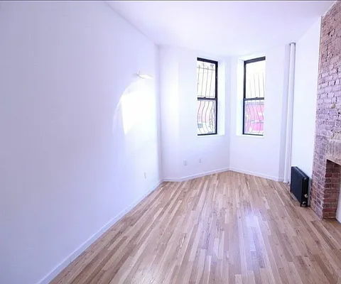 Rented by Cheskel Meisels, LREB | media 13