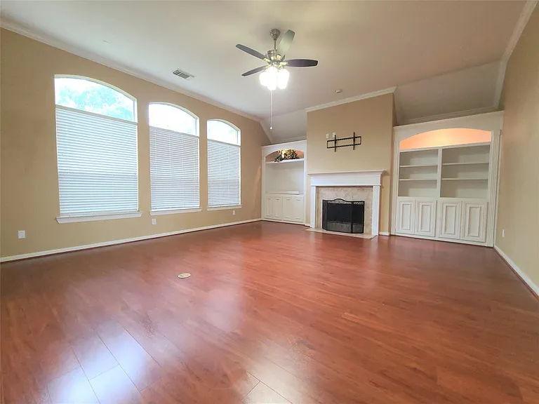7015 Pinefern Ln — Photo 7