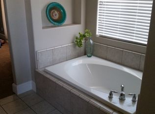 15420 Mustang Ave, Apple Valley, CA 92307