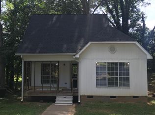 607 College St, Carrollton, GA 30117