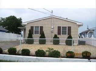 31 S Ensign Dr, Little Egg Harbor, NJ 08087