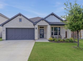 5545 Summit Creek Rd, Fort Worth, TX 76126