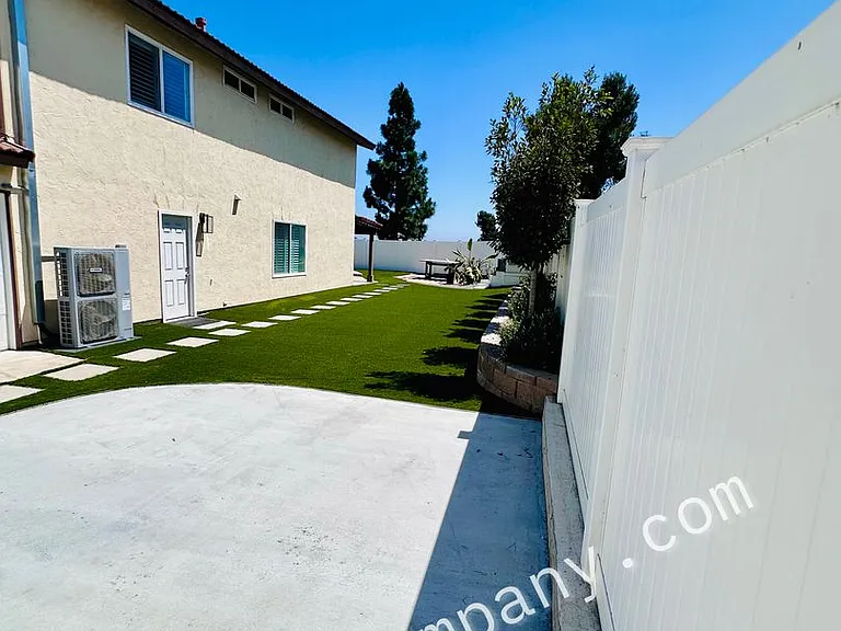 1564 Cavern Point Ct — Photo 52