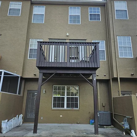 2927 Pointeview Dr — Photo 8