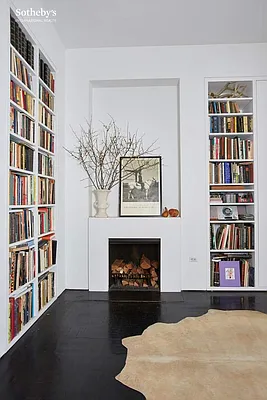 Sold by Sotheby's International Realty | media 17