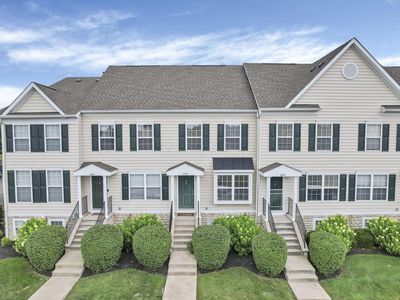 6092 Phar Lap Dr #16, New Albany, OH, 43054