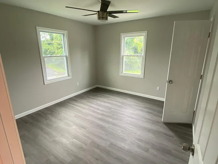 260 Moughon St #B — Photo 10