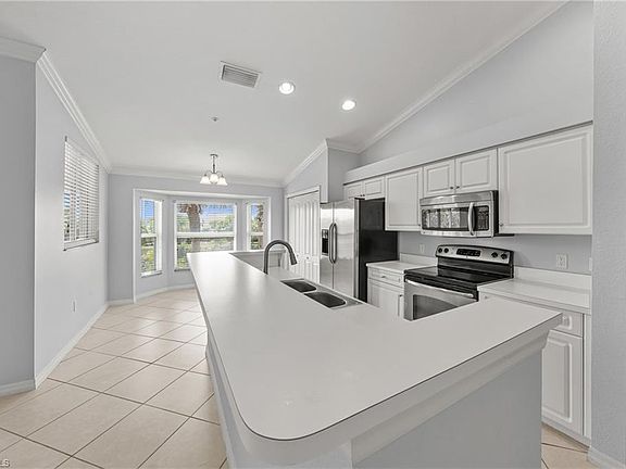 2nd image of 19981 Barletta Ln Unit 1822
