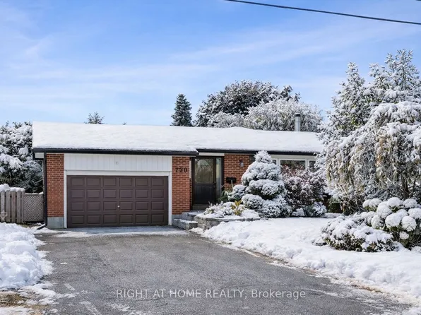 720 Leaside St, Pickering, ON L1W 2X1