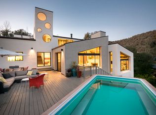 915 Camino Colibri, Calabasas, CA 91302