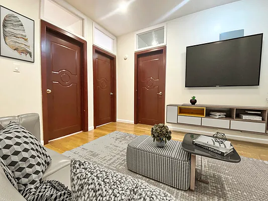 Rented by Voro NYC | media 28