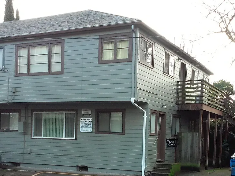 1359 Pearl St — Photo 1