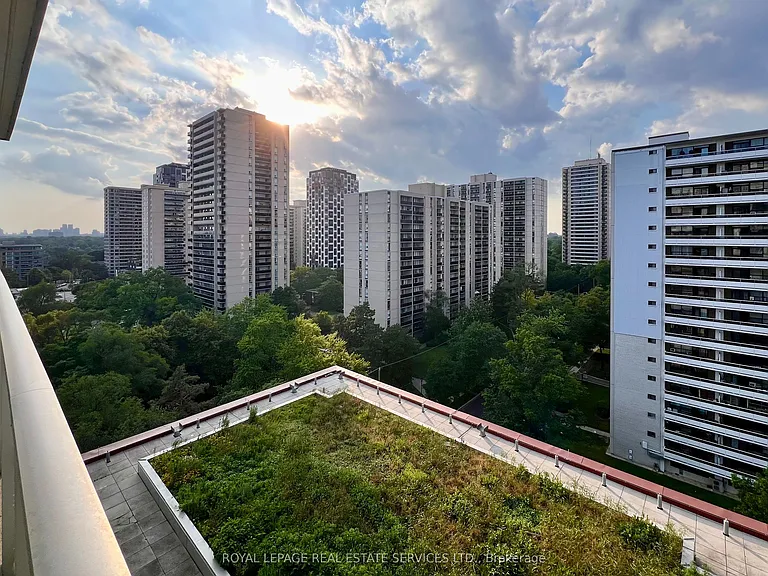 1830 Bloor St W #1117 — Photo 16