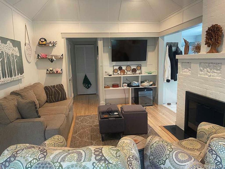 1st image of 40 Atlantic Avenue