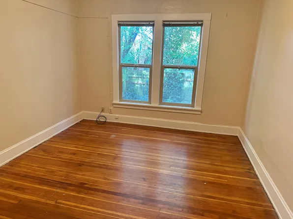 1416 E Marion St APT 201, Seattle, WA 98122