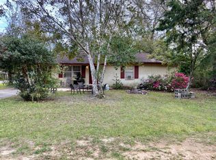 276 Black Creek Lodge Rd, Freeport, FL 32439