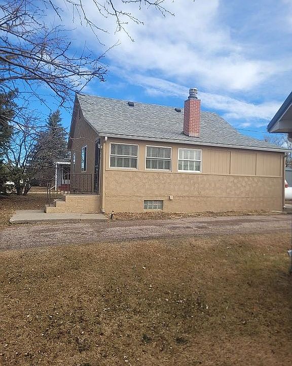 1st image of 278 Thorn Ave