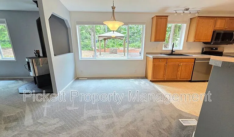 331 Dewatto Rd W — Photo 17