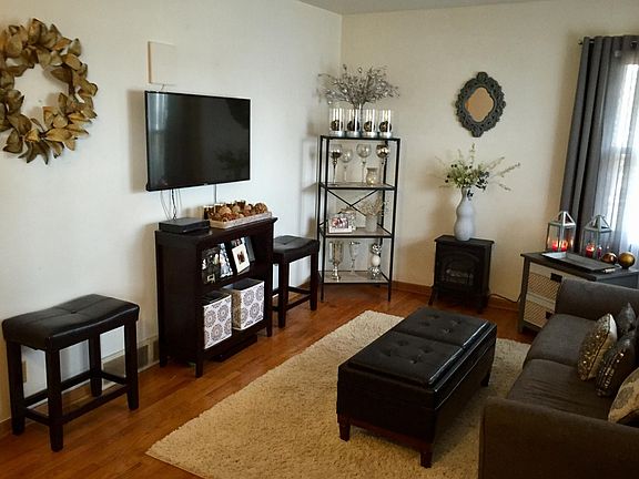 4th image of 1817 Milwaukee Ave APT 7