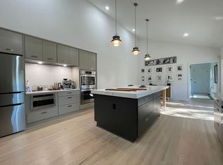 2750 Roxburgh Dr, Roswell, GA 30076