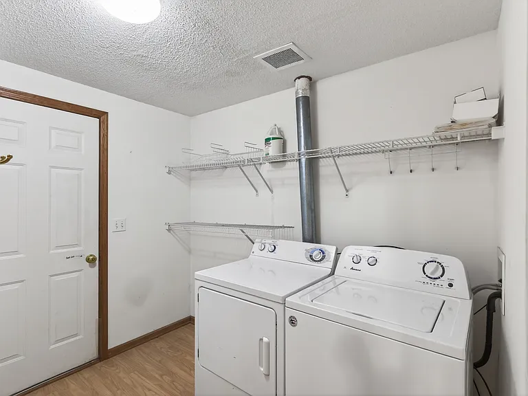 5130 Holly Ln N — Photo 23