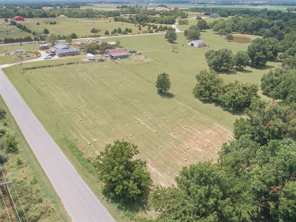 1st image of 7435 N Peebly Rd