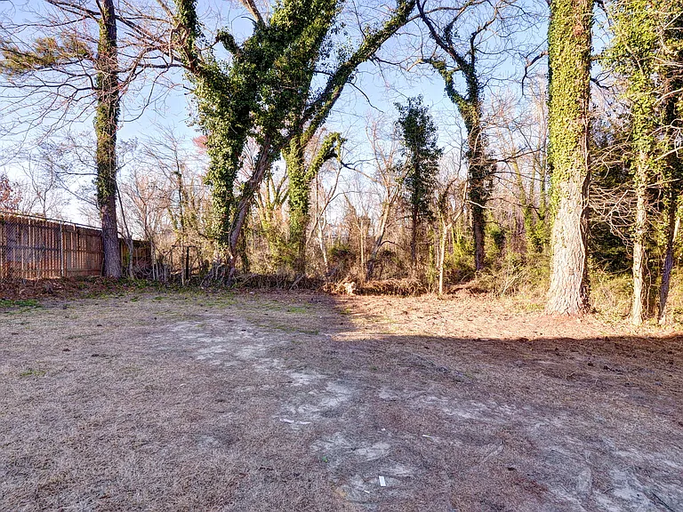 725 Jefferson Pl — Photo 23