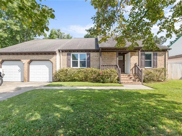 2064 Schubert Dr, Virginia Beach, VA 23454