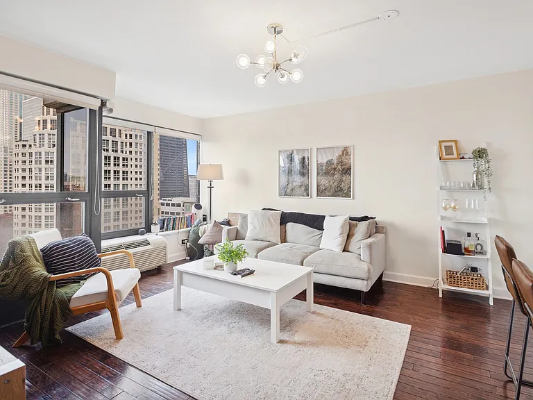 30 E Huron St #2808 — Photo 2