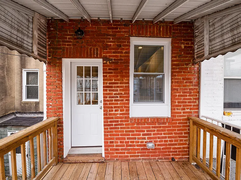 523 Rappolla St — Photo 16