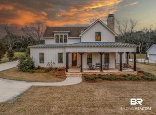 125 Song Grove Blvd, Fairhope, AL 36532