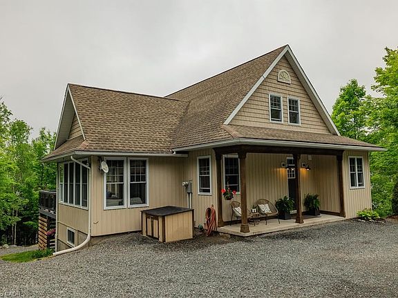 3rd image of 780 Stanrock Rd