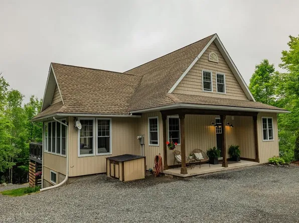 780 Stanrock Rd, Elliot Lake, ON P5A 2S9